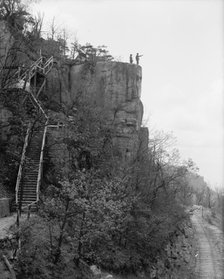 Ropers Rock, Point Lookout, Lookout Mountain, Tenn., ca 1906. Creator: Unknown.