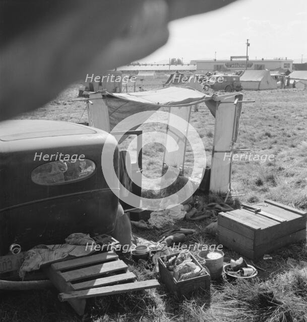 Living conditions for migrant potato pickers, Tulelake, Siskiyou County, California, 1939. Creator: Dorothea Lange.