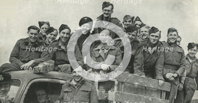 'Sidi Barrani: R.A.F. Ground Crews', c1942-1943, (1945). Creator: Unknown.