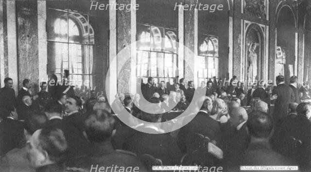 'La signature du traite de paix a Versailles; Aspect de la Galerie des Glaces vue des bancs..., 1919 Creator: Unknown.
