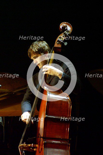 Andy Cleyndert, Braithwaite Hall, Croydon, London.  Artist: Brian O'Connor