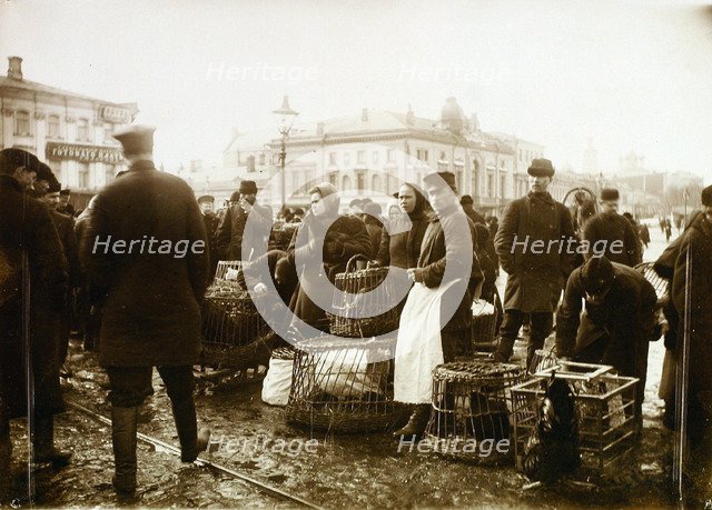 Bird market, Trubnaya Square, Moscow, Russia, 1908. Artist: Unknown
