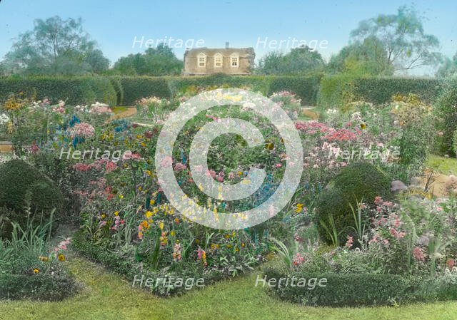 "Claverack," Colonel Thomas Henry Barber house, Halsey Neck Lane, Southampton, New York, c1915. Creator: Frances Benjamin Johnston.