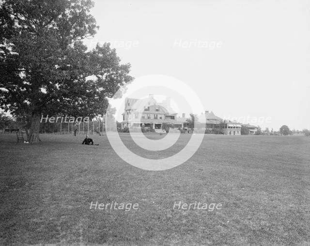 Owensia (i.e. Onwentsia) Golf Club, Lake Forest, Ill., c1901. Creator: William H. Jackson.