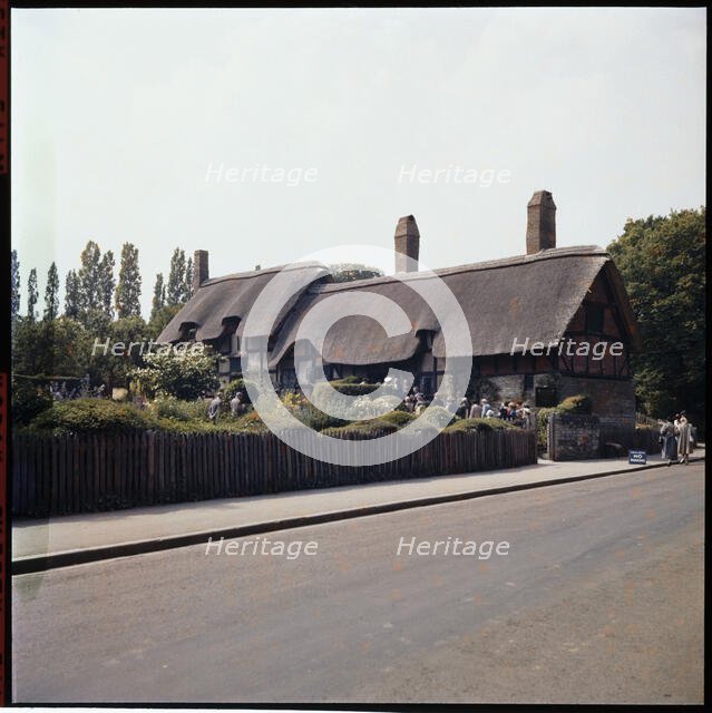 Anne Hathaway's Cottage, Cottage Lane, Shottery, Stratford-upon-Avon, Warwickshire, 1958. Creator: Walter Scott.