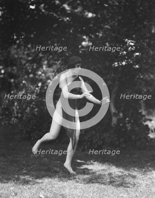 Wanger, Beatrice, Miss, between 1918 and 1921. Creator: Arnold Genthe.