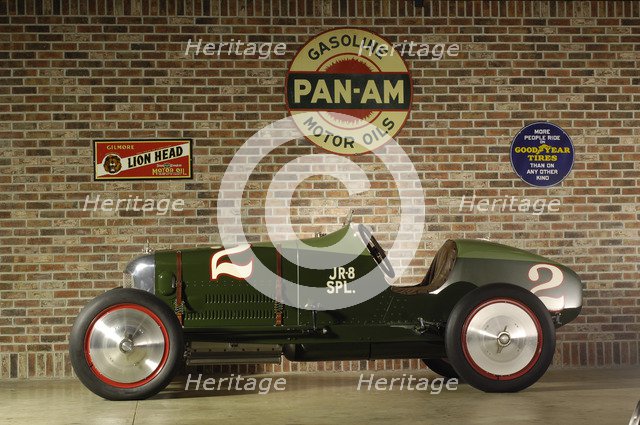 MILLER 122 supercharged 1923. Artist: Simon Clay.