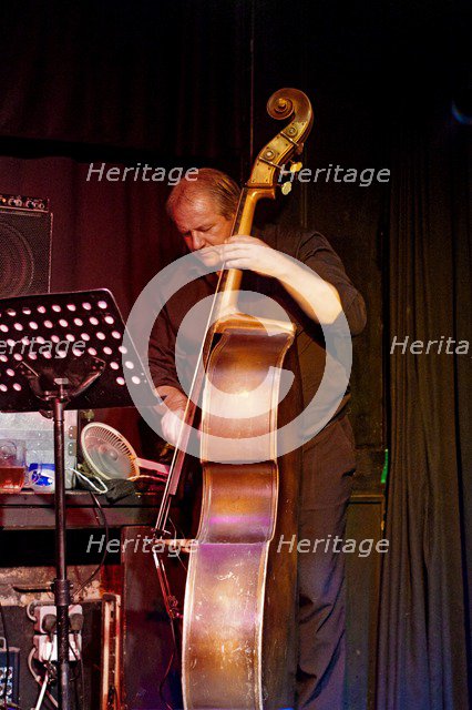 Pete Maxfield, Brunswick, Hove, East Sussex, Oct 2015. Artist: Brian O'Connor.