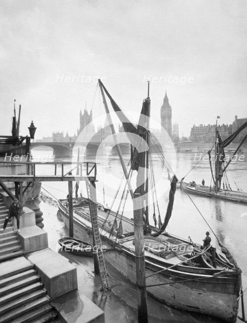 Houses of Parliament from the River Thames, Lambeth, London, c1920s. Artist: George Davison Reid