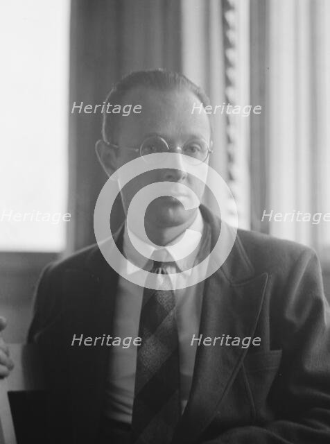 William Muschenheim, portrait photograph, between 1911 and 1942. Creator: Arnold Genthe.