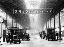 1913 Charing Cross station. Creator: Unknown.