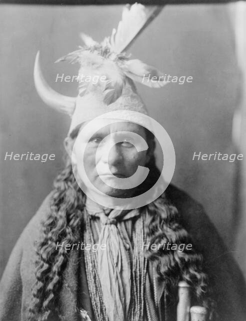 Oyegi-a ye ("Frost Moving"), Santa Clara Governor, c1905. Creator: Edward Sheriff Curtis.