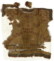 Child's Tunic, Egypt, Roman period (30 B.C.- 641 A.D.)/Arab period (641-969), 7th century. Creator: Unknown.