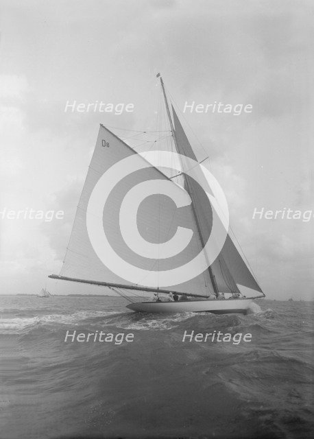 The 15 Metre cutter 'Paula II' close-hauled, 1911. Creator: Kirk & Sons of Cowes.