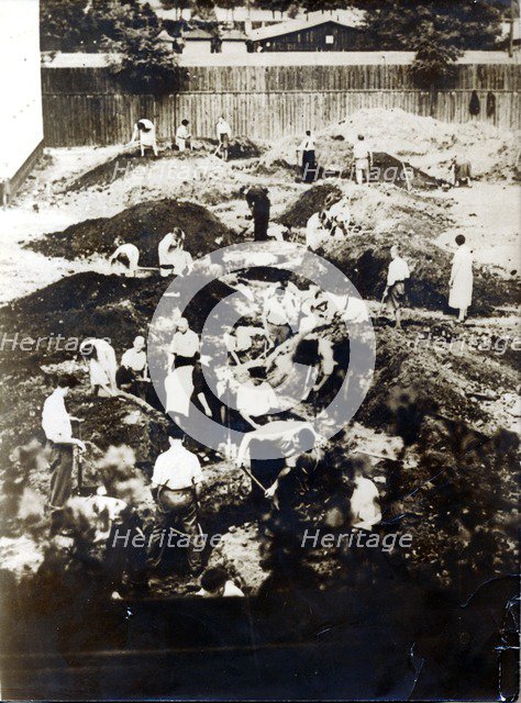 Trench digging, Warsaw, Poland, World War II, September 1939. Artist: Unknown