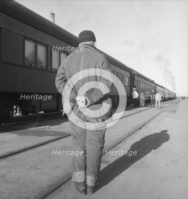 The "Challenger", Grand Island, Nebraska, 1939. Creator: Dorothea Lange.
