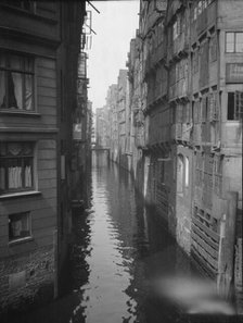 Travel views of Europe, between 1904 and 1938. Creator: Arnold Genthe.