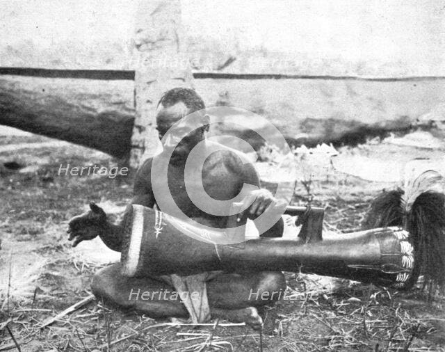 ''Indigene (Musicien) de la nouvelle-Guinee britannique; Les Terres Du Pacifique', 1914. Creator: Unknown.