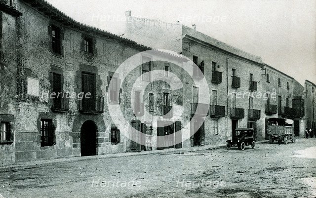 View of the Plaza Prat de la Riba in Castellterçol, on a postcard from the 1910s .