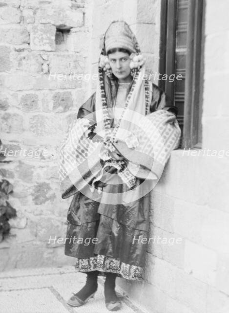 Jacobi, Mme., portrait photograph, 1929 Creator: Arnold Genthe.