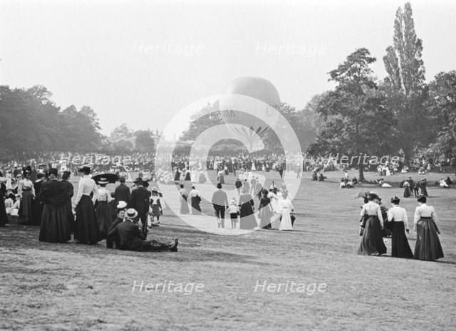 Balloon ascent at Crystal Palace Park, Sydenham, London, late 19th century. Artist: Unknown