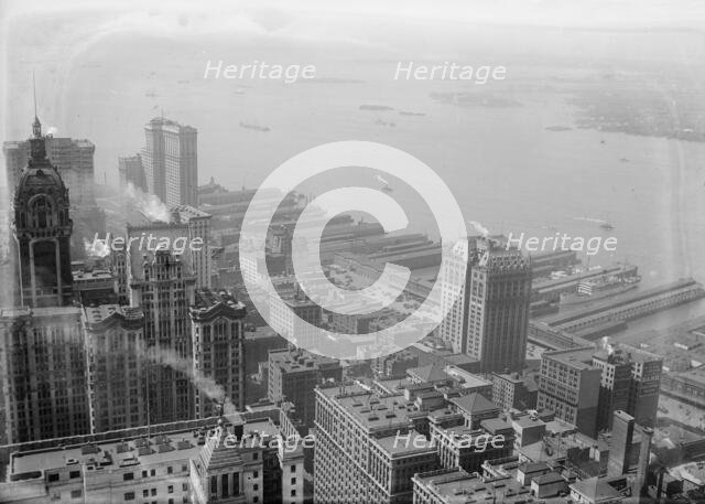 From Woolworth Bldg., between c1915 and c1920. Creator: Bain News Service.