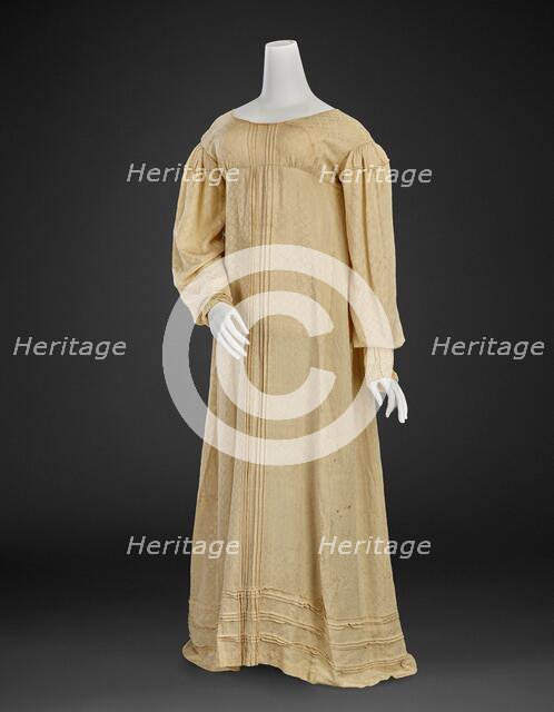 Dress, 1800-1820. Creator: Unknown.