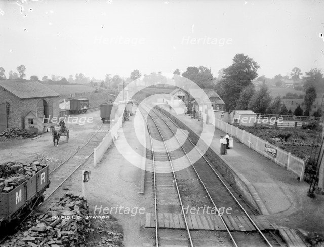 The platforms at Byfield Station, Northamptonshire, c1873-c1923. Artist: Alfred Newton & Sons