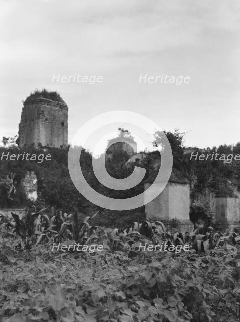 Travel views of Cuba and Guatemala, between 1899 and 1926. Creator: Arnold Genthe.