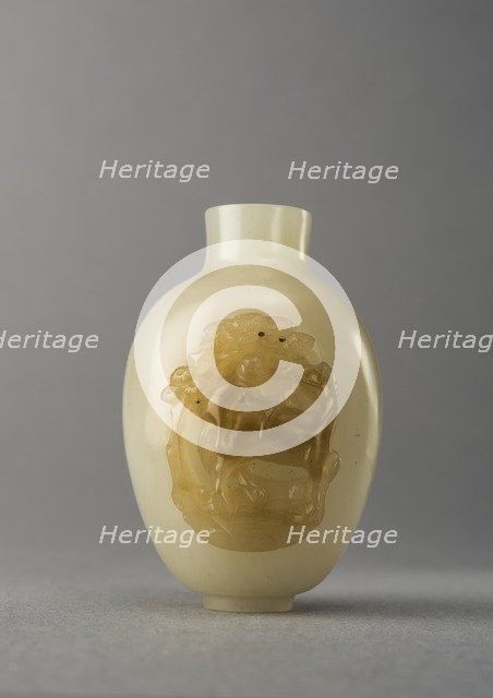 Jade snuff bottle with raised carving of animals, China, Qing dynasty, 1644-1911. Creator: Unknown.