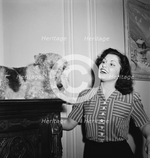 Portrait of Lilyann Carol, New York, N.Y., ca. Oct. 1946. Creator: William Paul Gottlieb.