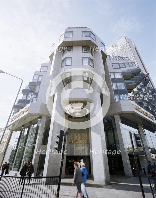 London Metropole Hotel, Edgware Road, City of Westminster, London, 19/03/1992. Creator: John Laing plc.