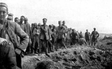 'Les combats de Douaumont; Prisonniers allemands amenes au poste de commandement..., 1916. Creator: Unknown.