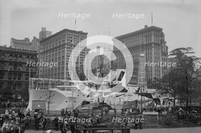 RECRUIT, 1917 or 1918. Creator: Bain News Service.