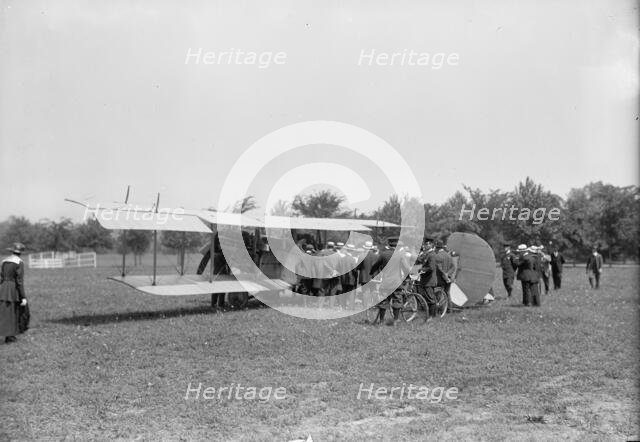 Curtiss Airplane Tests And Demonstrations; Twin Engine Biplane, Potomac Park, 1916. Creator: Harris & Ewing.