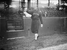 Ed Walsh, Chicago Al (Baseball), 1913. Creator: Harris & Ewing.