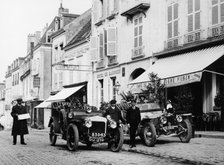 1909 Daimler and 1908 Rolls-Royce Silver Rogue, France, October 1908. Artist: Unknown