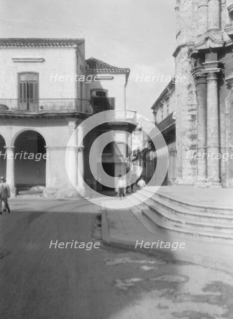 Travel views of Cuba and Guatemala, between 1899 and 1926. Creator: Arnold Genthe.