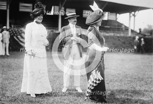 Mrs. Leroy Andrews and Mrs. R.E.L. Mordecai, between c1910 and c1915. Creator: Bain News Service.