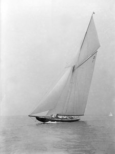 The majestic 'Pamela' sailing close-hauled, 1914. Creator: Kirk & Sons of Cowes.