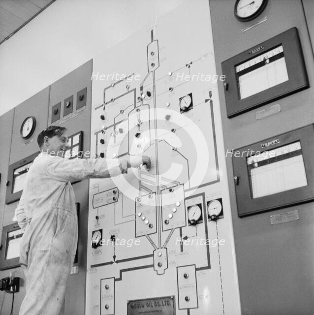 Coryton Oil Refinery, Thurrock, Essex, 27/03/1954. Creator: John Laing plc.