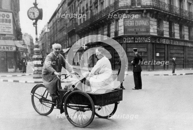 Improvised bicycle vehicle, German-occupied Paris, 1940-1944. Artist: Unknown