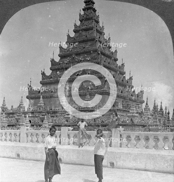 Arakan Pagoda, Mandalay, Burma, 1908.  Artist: Stereo Travel Co
