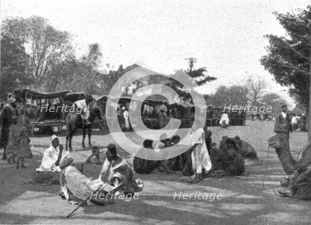 ''Le marche de Thies; L'Ouest Africain', 1914. Creator: Unknown.