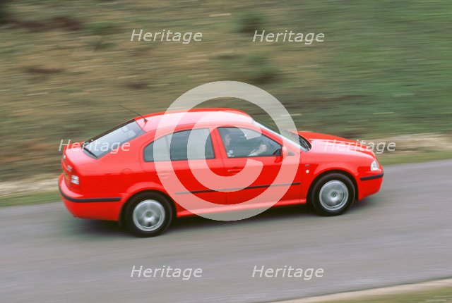 2001 Skoda Octavia 1.6i. Artist: Unknown.