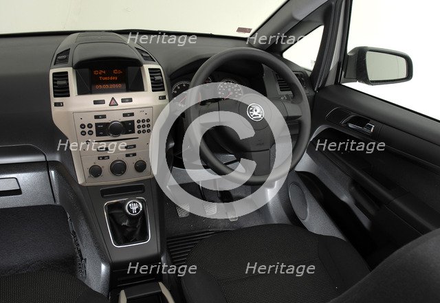 2008 Vauxhall Zafira Artist: Unknown.