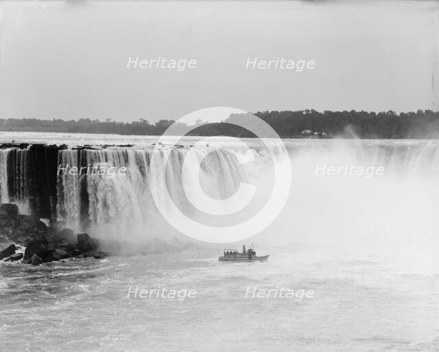 Horshoe [i.e. Horseshoe] Falls, Niagara, c1900. Creator: Unknown.