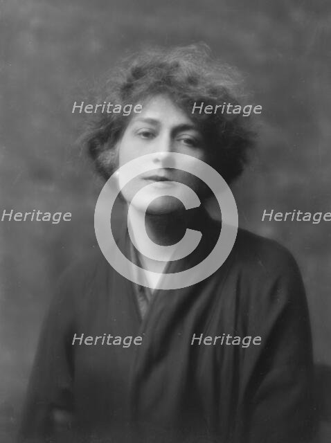 Schroder, E.A., Mrs., portrait photograph, 1916. Creator: Arnold Genthe.