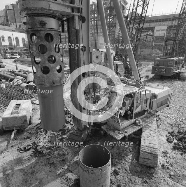 Vintners Place, Upper Thames Street, Queenhithe, London, 31/05/1990. Creator: John Laing plc.