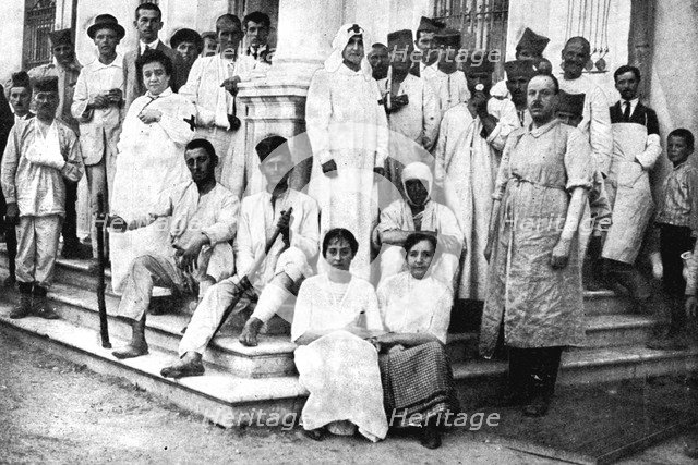 Wounded soldiers being cared for by the Serbian Red Cross, First World War, 1914. Artist: Unknown